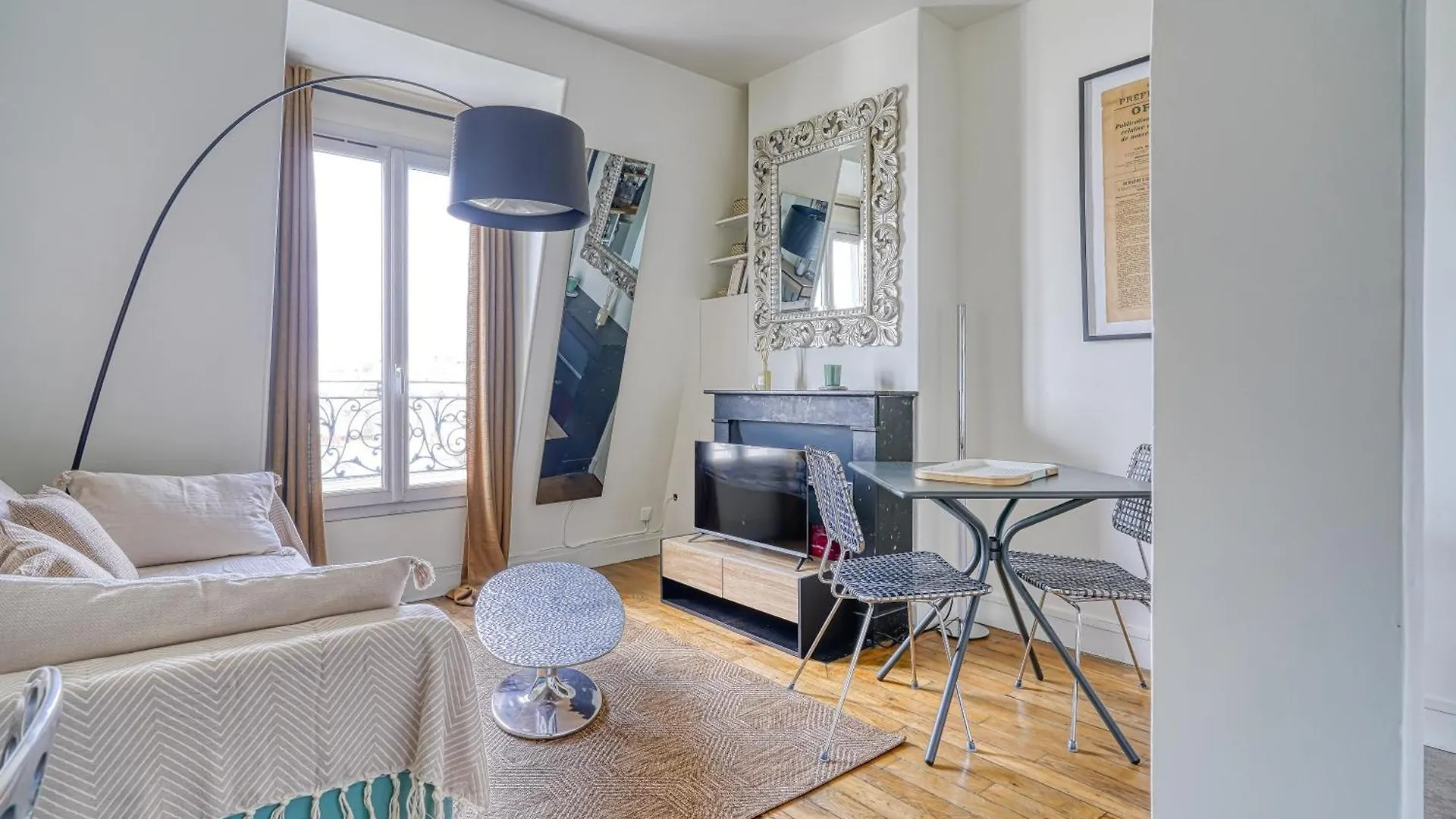 F2 Parisien - Pere Lachaise Apartament Paryż