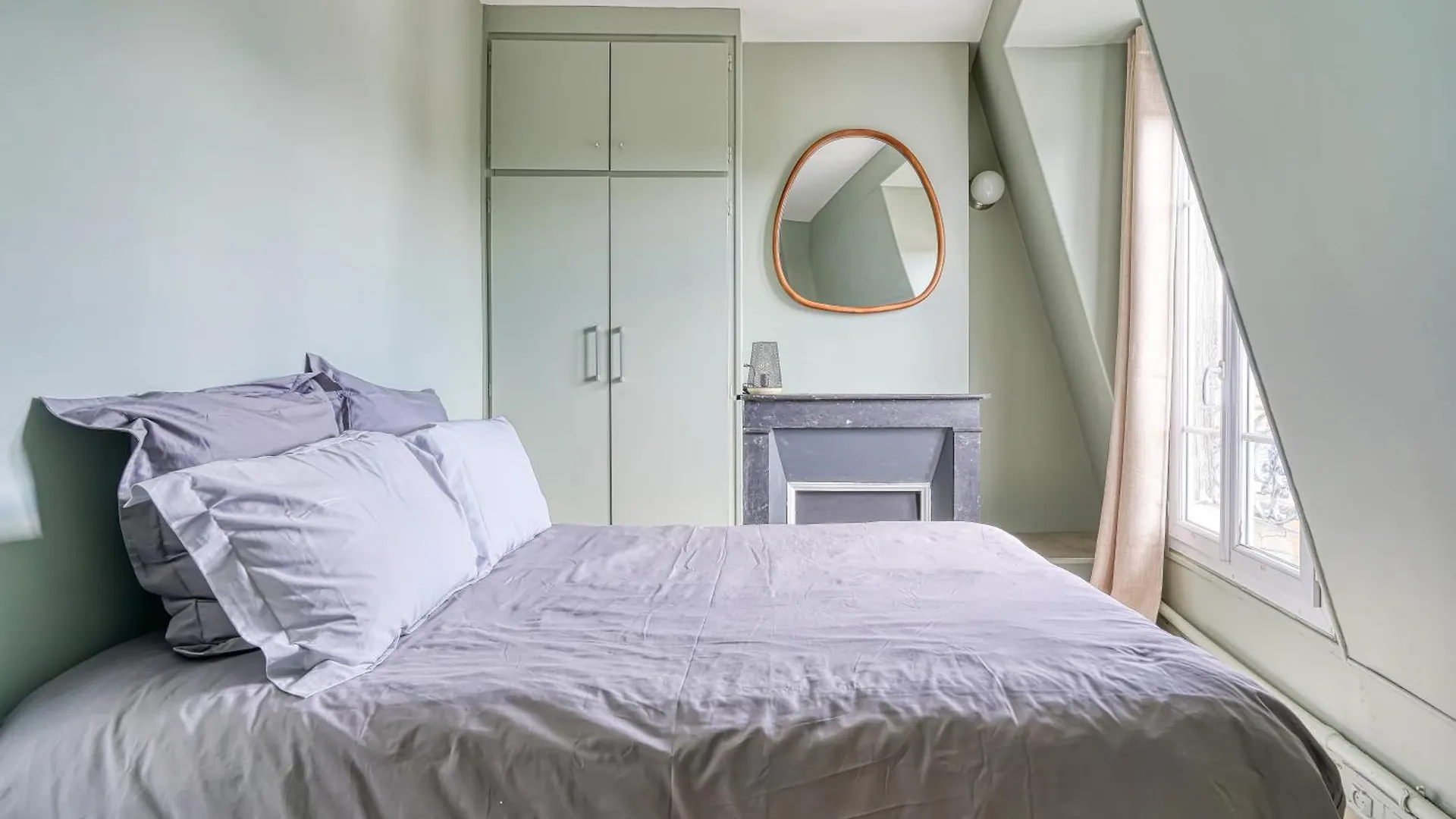 Apartment F2 Parisien - Pere Lachaise France